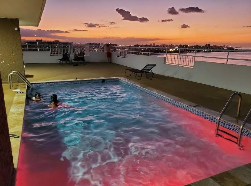 Sea Breezer Vacation Ocean Front En Condominio Playa Mar * San Juan